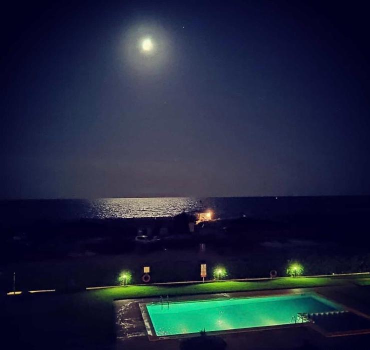 Apartamento Completo Frente Al Mar Creixell Exterior photo